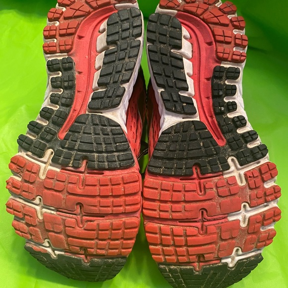 Brooks running shoes - Picture 5 of 5